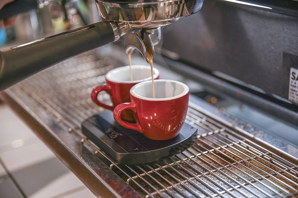 Felicita Arc Waterproof Coffee Scale - Indigo Coffee Project